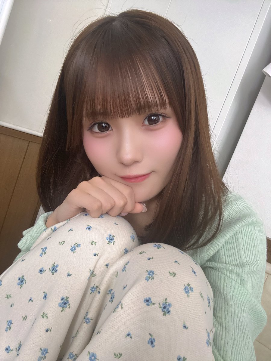 w__rin_'s tweet photo. おはよう〜(՞っ ̫ _՞)♡ https://t.co/fi0dznmhHM