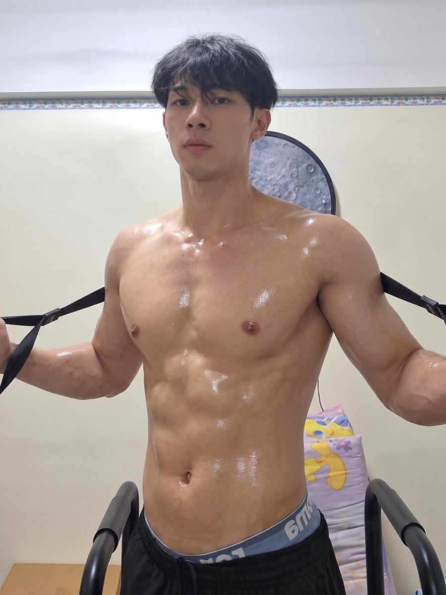 dailybestboys's tweet photo. https://t.co/Zp0uxmtM5W