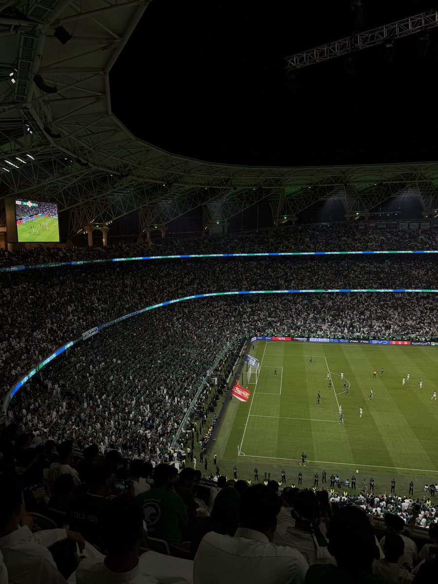 inv8x's tweet photo. فرحة وطن💚💚💚 https://t.co/sLWKUjCsYf