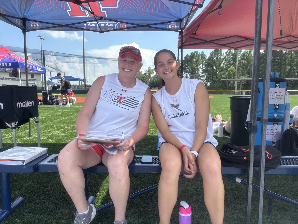 Thompson_Vball's tweet photo. Happy National Coaches Day to this crew of dedicated, fun loving and go getting staff! Beat of the Best! We are lucky together! #RowOn https://t.co/oSUstm6tm1