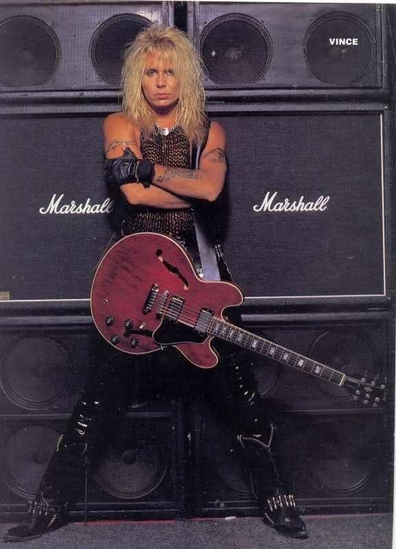 peterkidder's tweet photo. Vince Neil with guitar https://t.co/yTvMYp41DU