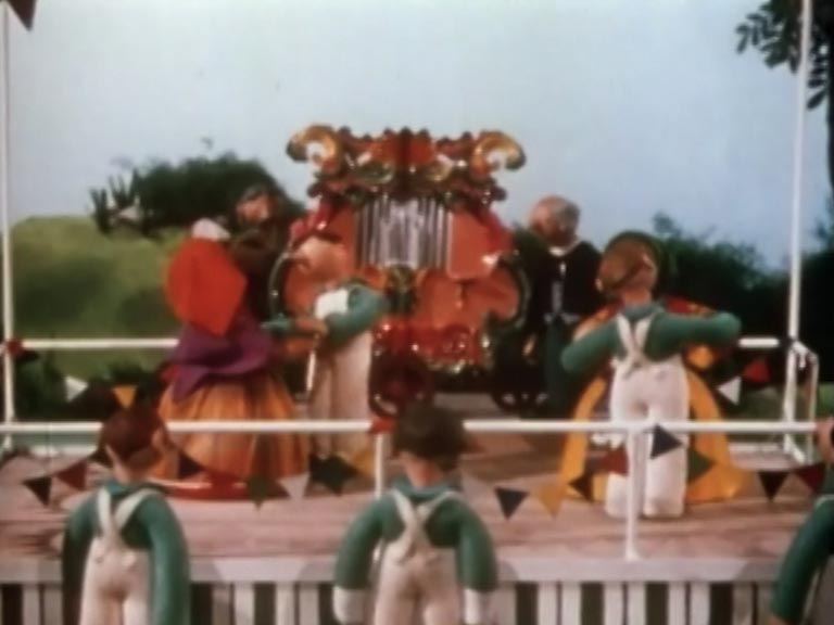 SophieTucker88's tweet photo. A Happy 57th Anniversary to the final chapter in the Trumptonshire Trilogy, Chigley! #60sTV #Trumptonshire #Chigley https://t.co/9OHh3jdeGs https://t.co/3zAnhHk7a9 https://t.co/5YTmyd0vFg https://t.co/FK2LHwID6j