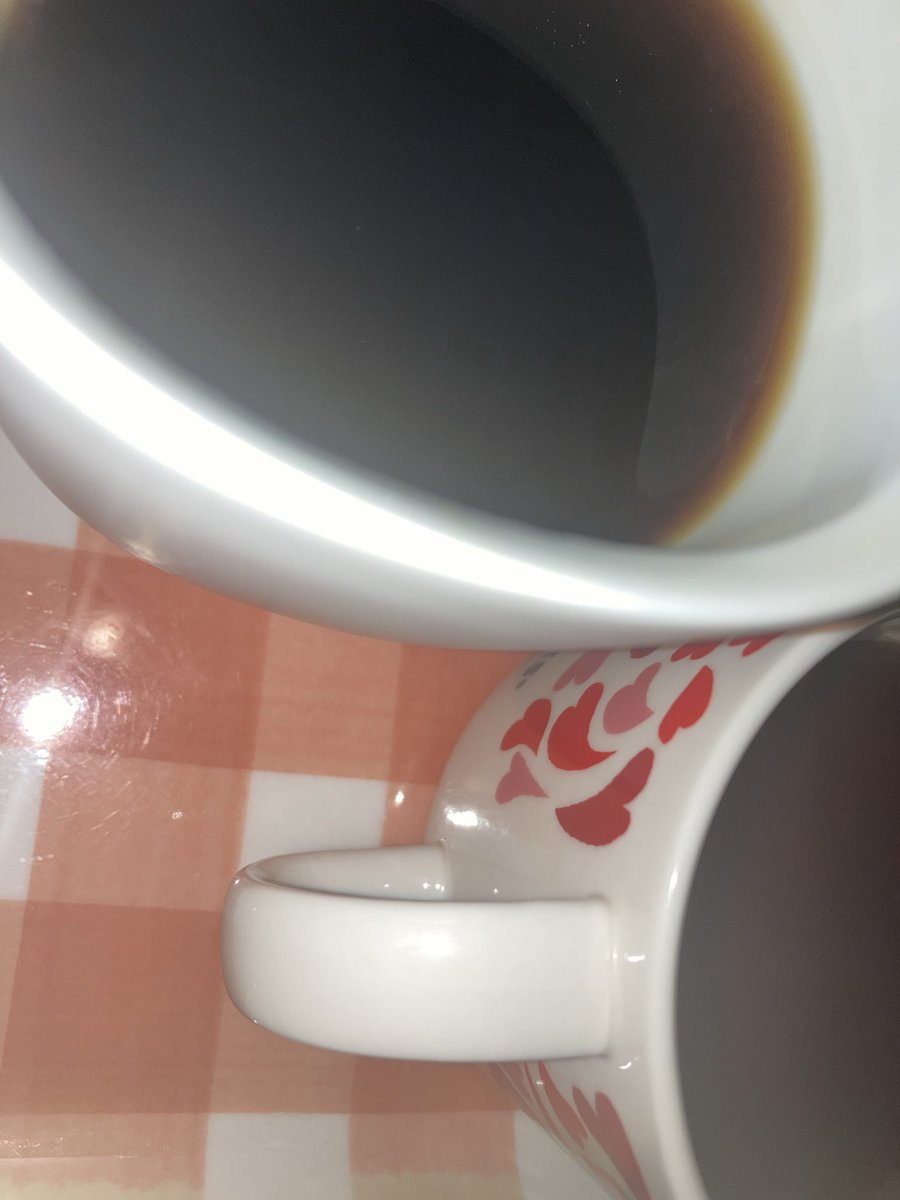 MrzMme's tweet photo. このカラーデザインのマットとか
とてもたくさんみかけると
どこの典型なのかね https://t.co/MhBVxrjQtW