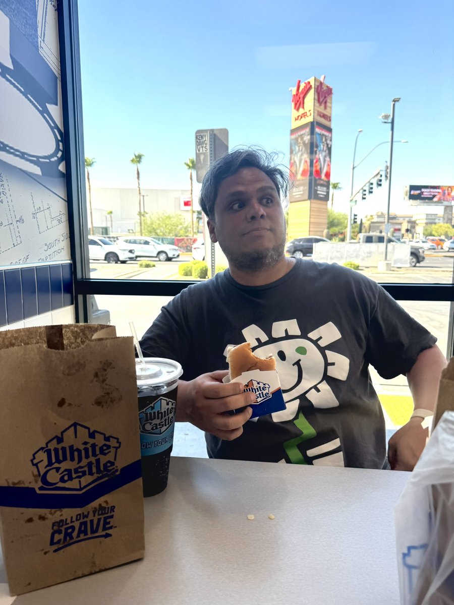 hewittyull's tweet photo. Back in the saddle again..
White Castle > Everything else.
Reminder: Avoid Nevada during Summer
#nevada #grandcanyon #lasvegasstrip #whitecastle #hooverdam https://t.co/ealSMNKQo6