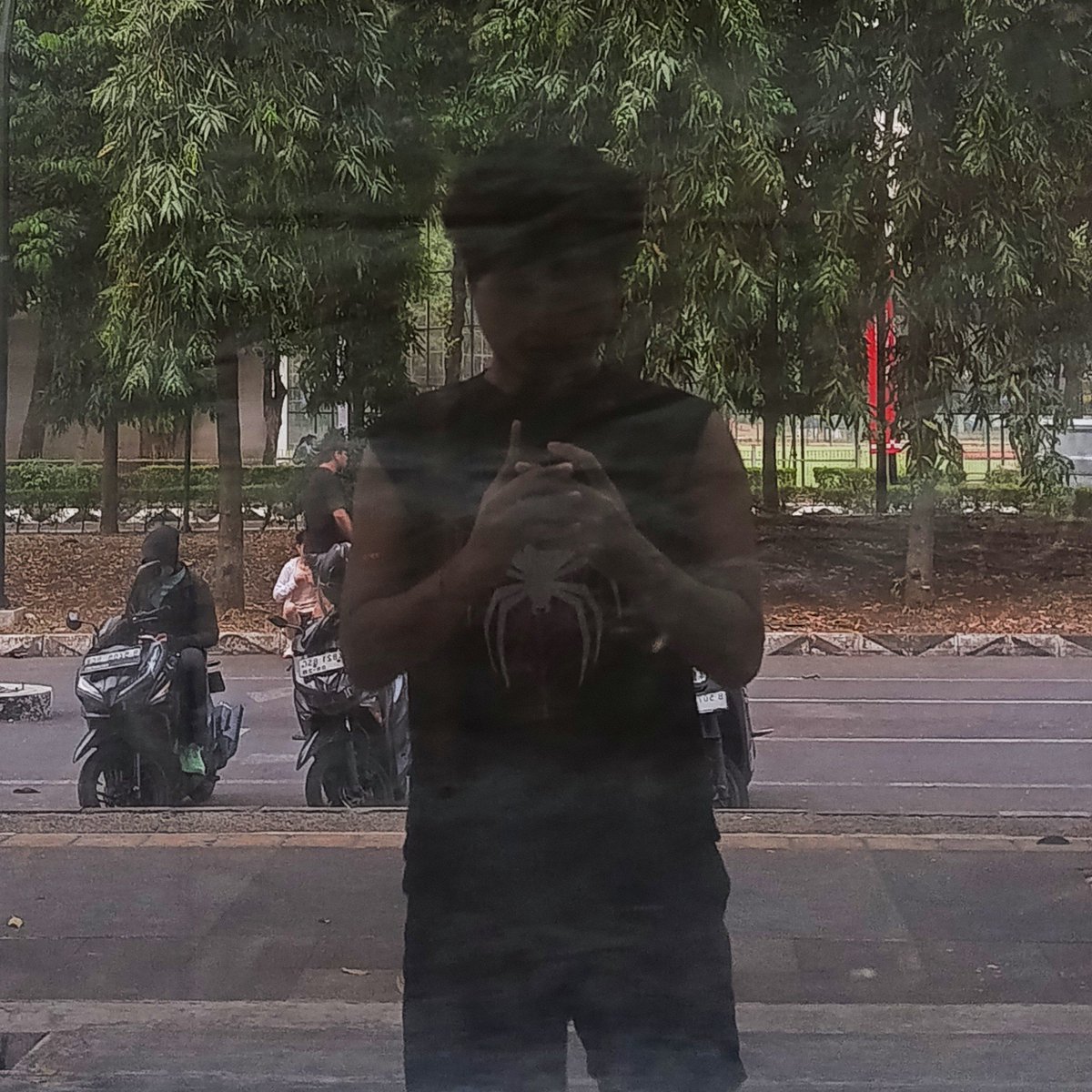 irgsyhs's tweet photo. kemarin sore di gbk, jogging rasa dikejar anjing https://t.co/J42LNlmH3J