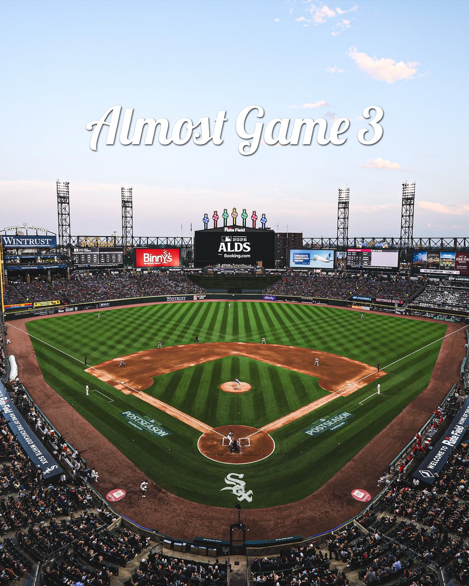 whitesox's tweet photo. friendly reminder to wear black https://t.co/wOwEmSoqLa
