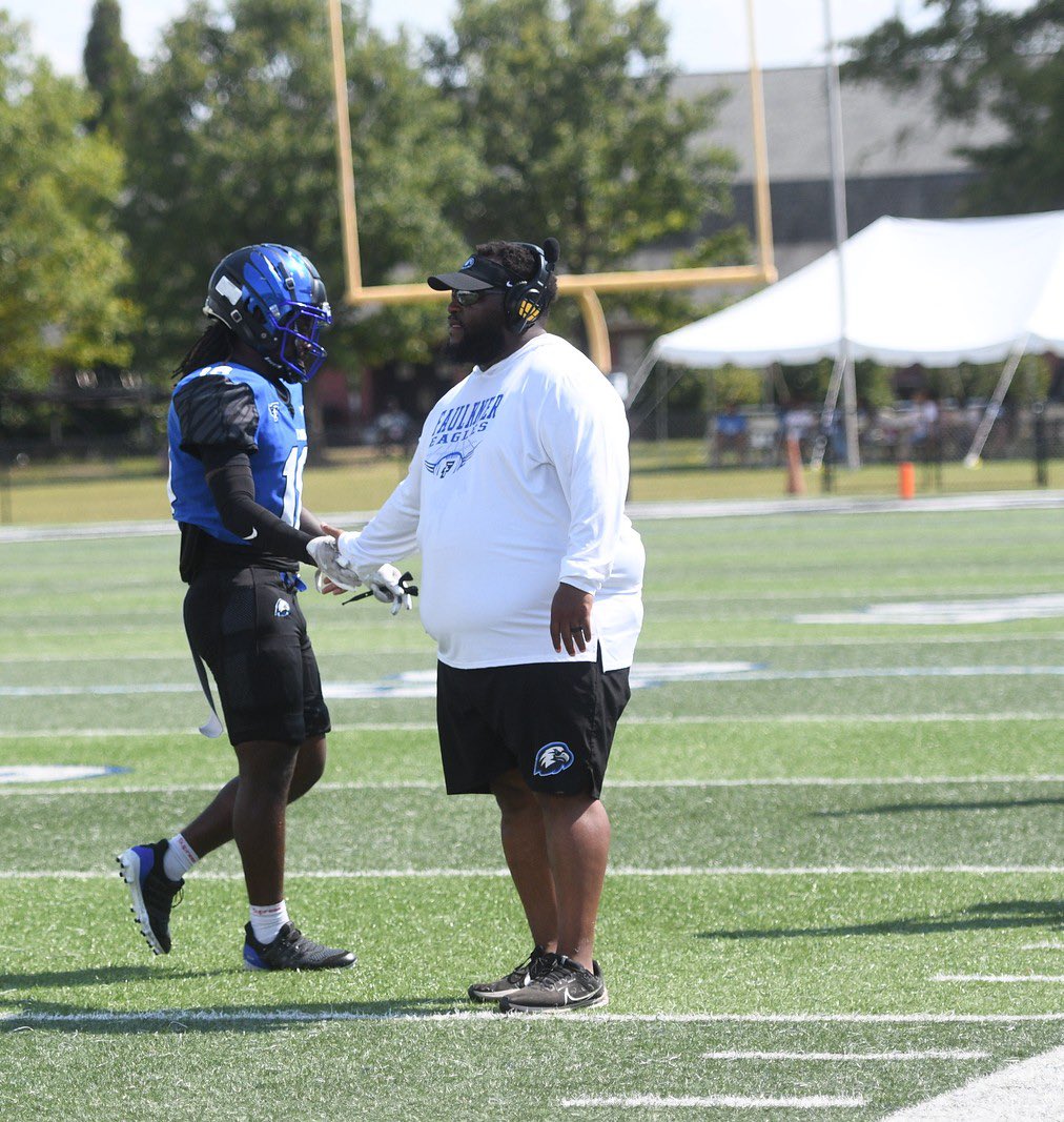 FaulknerFTBL's tweet photo. Happy National Coaches Day to our Coaches! We thank all coaches who lead, mentor and inspire young people. 
#JumptotheGump https://t.co/YJPZb2y6N4
