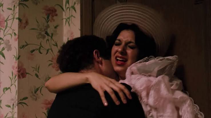 LvckyLeffty_'s tweet photo. Sonny cheating on his wife 15 minutes into the movie with his wife 20 feet away downstairs: https://t.co/lbhHHToS3f