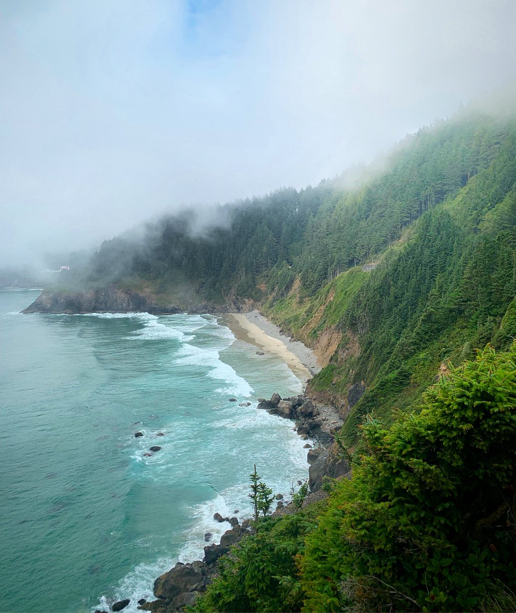 parkerjlathrop's tweet photo. Here’s your periodic reminder that Pacific Northwest is easily the most beautiful part of the US. https://t.co/9hQGK93kLP