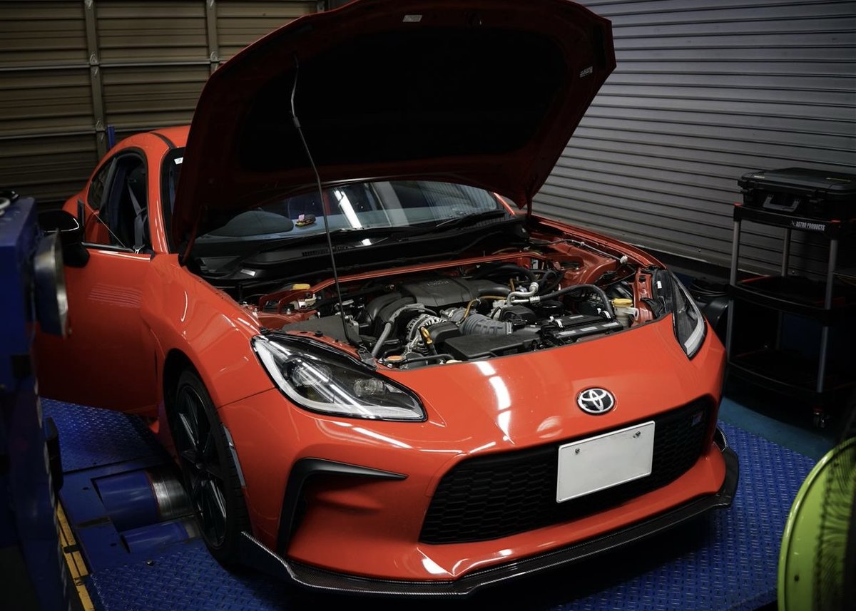 SAH2180's tweet photo. MAX ORIDO x SA浜松コラボ【GR86】Special ECU
GR86オーナー様の車両に【MAX ORIDO】織戸 学さんとの初のコラボで完成しましたSA浜松 SPORTS ECUセットのインストール作業を行わせて頂きました。
詳しくは
https://t.co/iT0JH9lazU
#GR86
#BRZ
#ZD8
#MAXORIDO
#織戸学 さん
#130RYOKOHAMA
#BRZ https://t.co/pANW62aDec