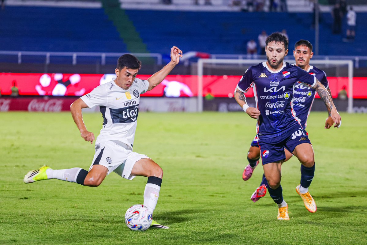 CopaDePrimera's tweet photo. ⏱️ 45’
➕ Se añadieron 5 minutos más.
➡️ @elClubOlimpia 0
➡️ @clubnacionalpy 1
🗓️ Fecha 13.
#ClausuraAPF2026 🇵🇾
#CopaDePrimera 🏆 https://t.co/36iXFxtUPK