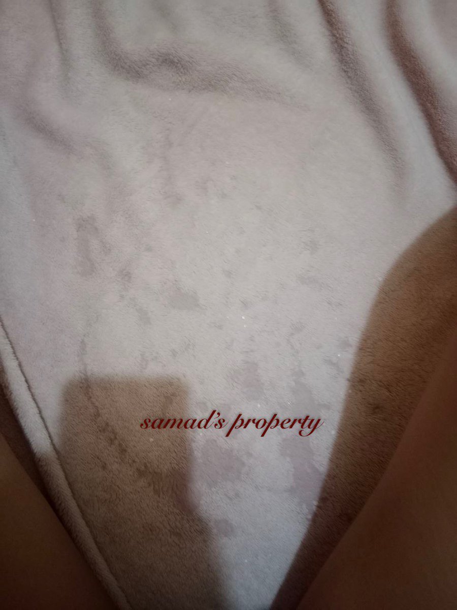 donDiegoSamad's tweet photo. pagi pagi gini lobang hina lo udah laper aja, gatel ya pepeknya pengen dikawinin sama kontol berurat tuan? kocok terus lacur, obrak abrik pepek murahan mu itu buat pepek lo jadi ngowoh, lacur kaya lo ga pantes punya pepek rapet https://t.co/6VD6VdW7QD
