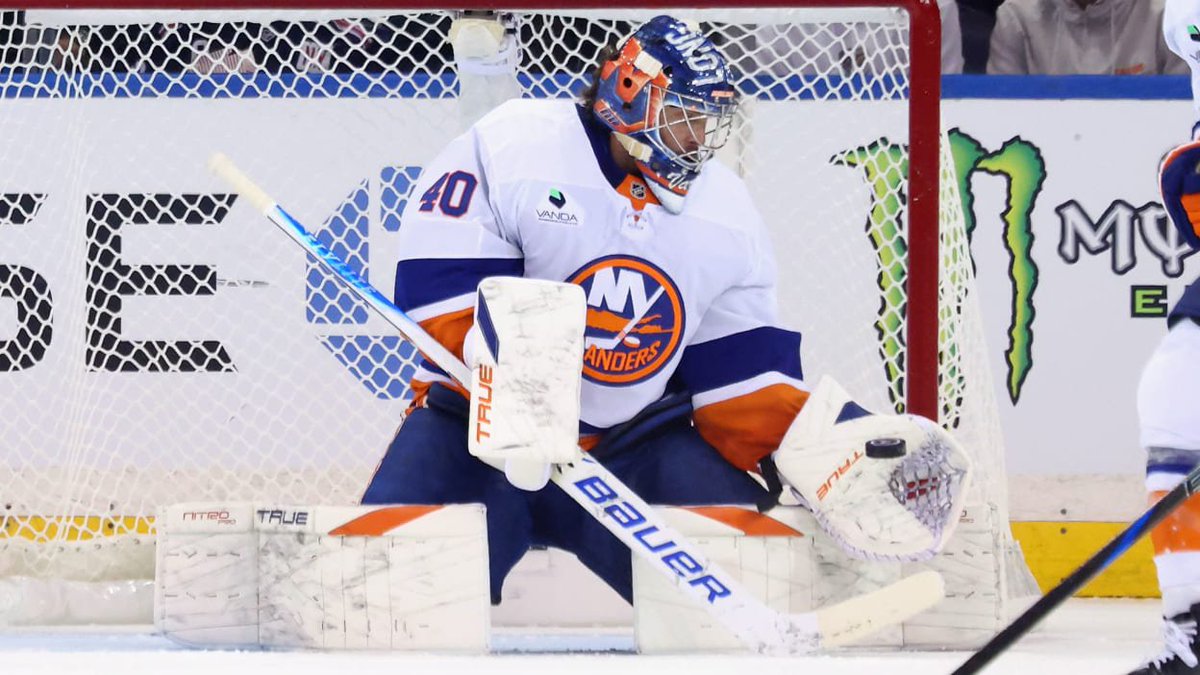 Nytrendingnow's tweet photo. 676 DAYS LATER… Varlamov is BACK. 👀🏒
After two knee replacements, the Islanders goalie gets his first NHL start since 2024 vs. the Rangers.
What a comeback. 🔥
https://t.co/7DVb0zRWj1 https://t.co/s3N2U1hrkz