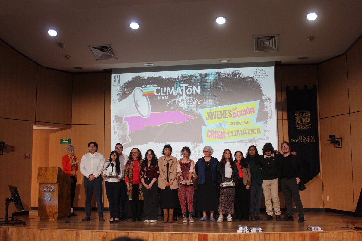Comunidad_UNAM's tweet photo. ¡Así se vivió la Gran Final de la 6.ª edición del Climatón UNAM!
17 equipos finalistas presentaron sus propuestas para enfrentar la emergencia climática.
¡Gracias por impulsar soluciones sustentables!
#ComunidadUNAM #ComunidadSustentable
@climatonunam @UNAM_PINCC @revista_unam https://t.co/pYZENGa1X2