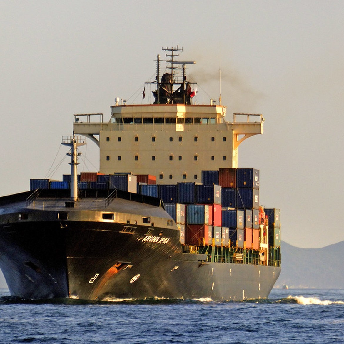 promptdora's tweet photo. JP.6814 Furuno raises H1 FY2/27 (Mar–Aug) guidance: sales ¥79.9bn (was ¥76.0bn), operating profit ¥12.8bn (was ¥10.0bn, +28.0%), net ¥9.9bn (was ¥8.0bn) as Chinese shipyards pull merchant-ship builds forward. FY guide and dividend due with Oct 9 results. https://t.co/LOb2nKT57i
