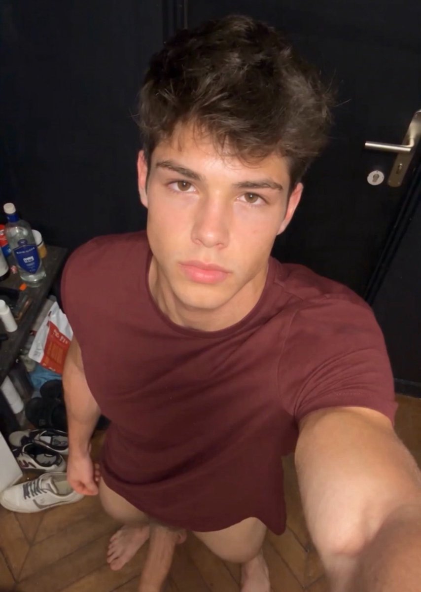 elliotpaupelier's tweet photo. Hey guys ! ❤️

I decided to create a telegram forum to know about your ideas, comments, critics about my work! I could also ask your opinion about projects coming or pics or whatever. And why not some surprises.. 😏🔥

Join now : https://t.co/J6EAtun0gT https://t.co/TSyZH95Lem