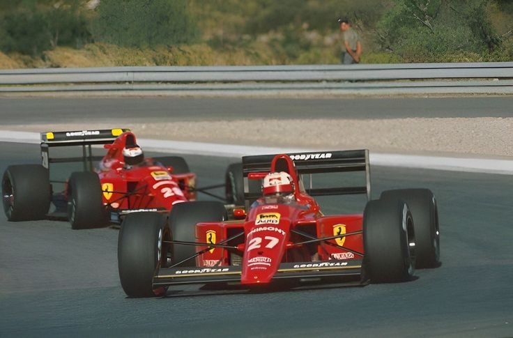 Ford_DFV's tweet photo. フェラーリF189　1989年 https://t.co/pj8iUyw7tE