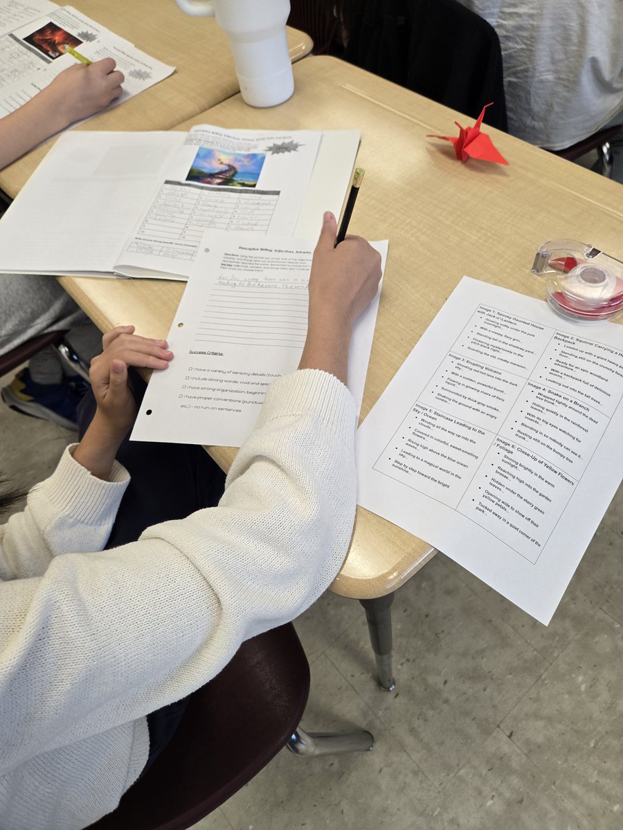 MsZs_Class's tweet photo. Math talks focused on landmark numbers and adjusting. Ss also practised their first descriptive writing paragraphs and had sentence starters to help them with organization. Finally, meet our newest member of the skeleton family. Soon, our big skeleton will have a new name! https://t.co/A8VVertLEv