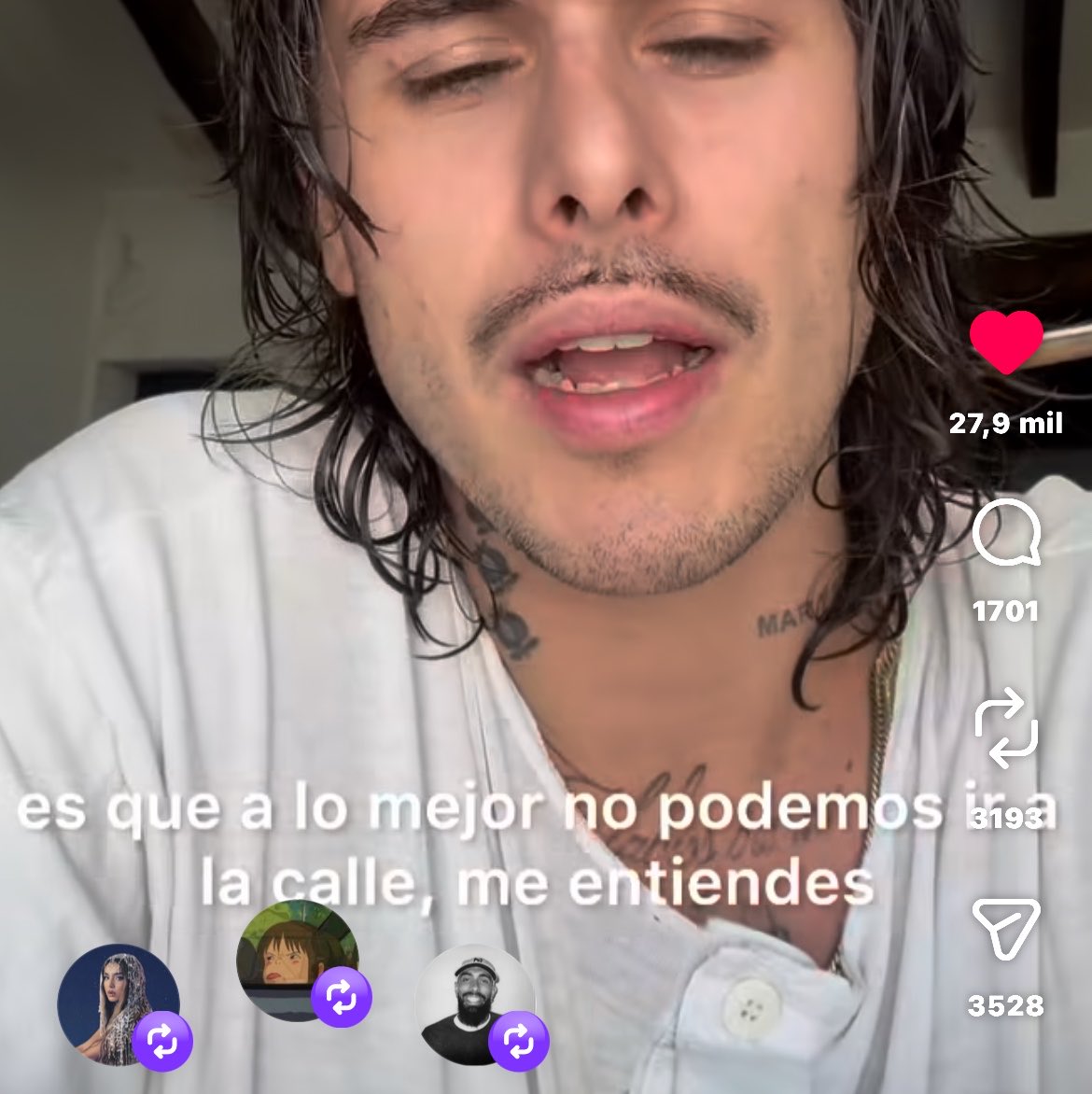 rafalozzz's tweet photo. 📲 NITROH de LA PLAZUELA, con el apoyo de LOLA INDIGO y BORJA IGLESIAS, sobre VOTAR en CONTRA de la DERECHA y seguir LUCHANDO:

“tenemos que ser muy consciences de que si saliera la izquierda tenemos que seguir con las luchas. que salga la izquierda y vamos a la calle a luchar. pero es que si sale pp y vox a lo mejor no podemos salir a la calle. 

la acampada de sol… ¿cuánto habría durado con pp y vox en el gobierno? vamos a intentar que este descontento que tenemos a nivel político no haga que lleguen este tipo de personas al poder porque entonces sí nos podemos ver muy jodidos”