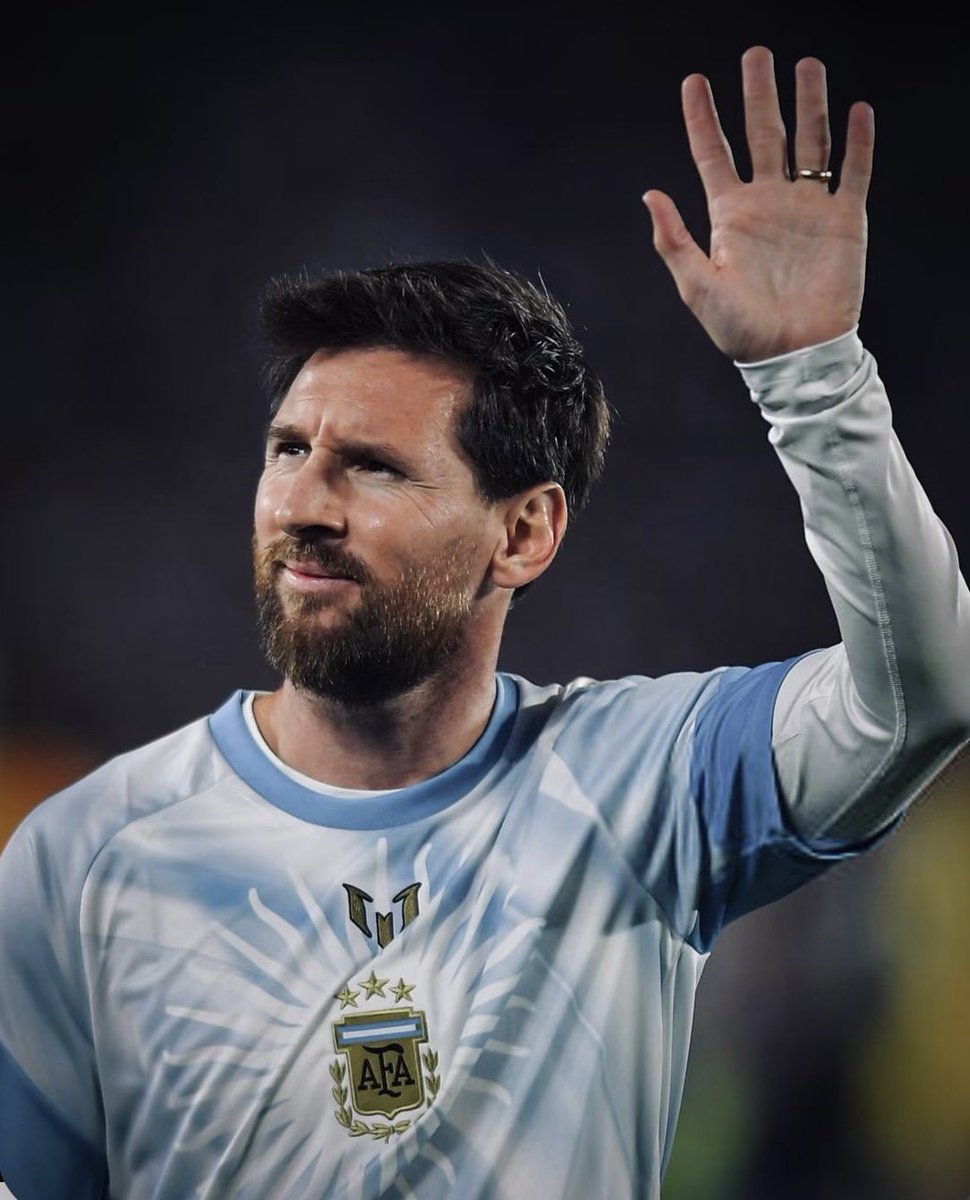joeyfcb_'s tweet photo. T’estimo, capità.❤️ https://t.co/J8Z9mpDRk4