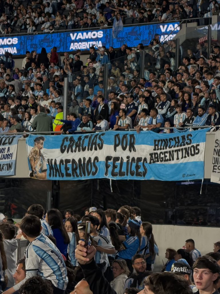 Messismo10's tweet photo. https://t.co/9vLeWJPXJu
