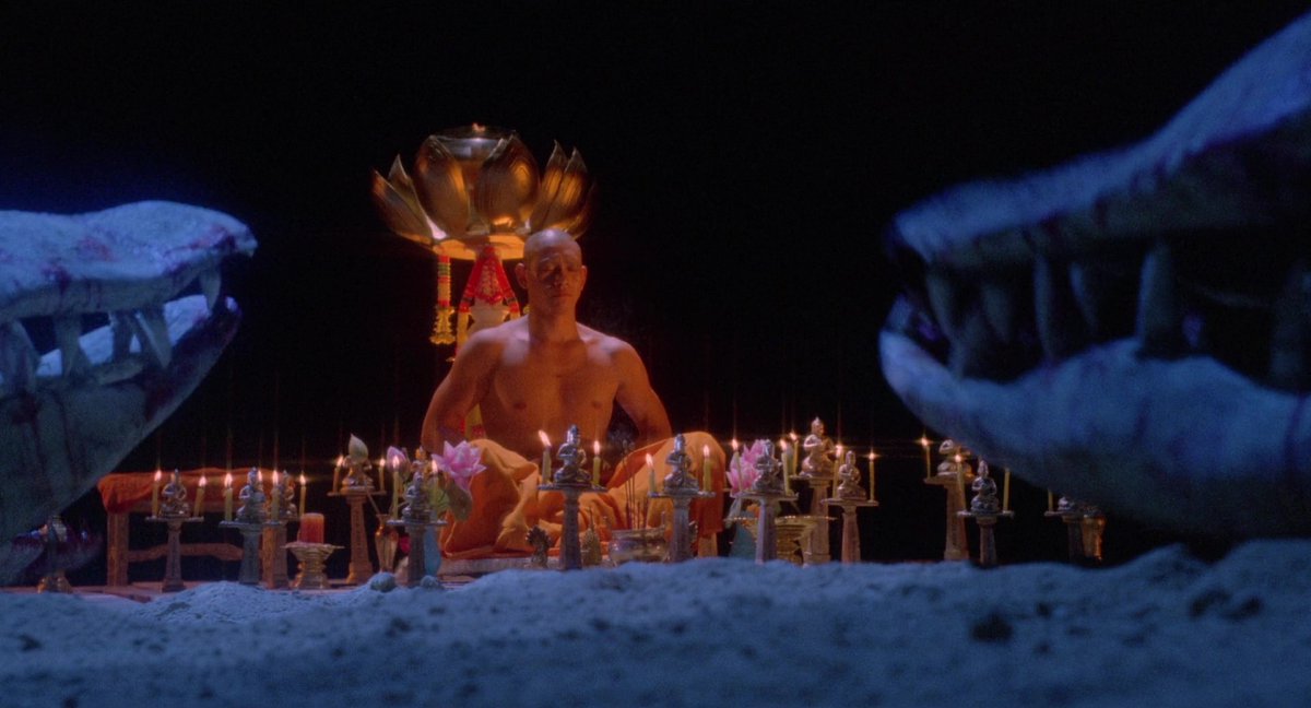 drivelexandria's tweet photo. Magia (魔, 1983)
• Hong Kong, Horror/Fantasia
• Dir: Kuei Chih-hung
(legendado em pt-br, en)

Ao viajar para a Tailândia para se vingar do lutador que aleijou seu irmão, um homem se envolve em uma perigosa teia de magia budista para tentar quebrar uma antiga maldição familiar. https://t.co/ceeFrQnWXc