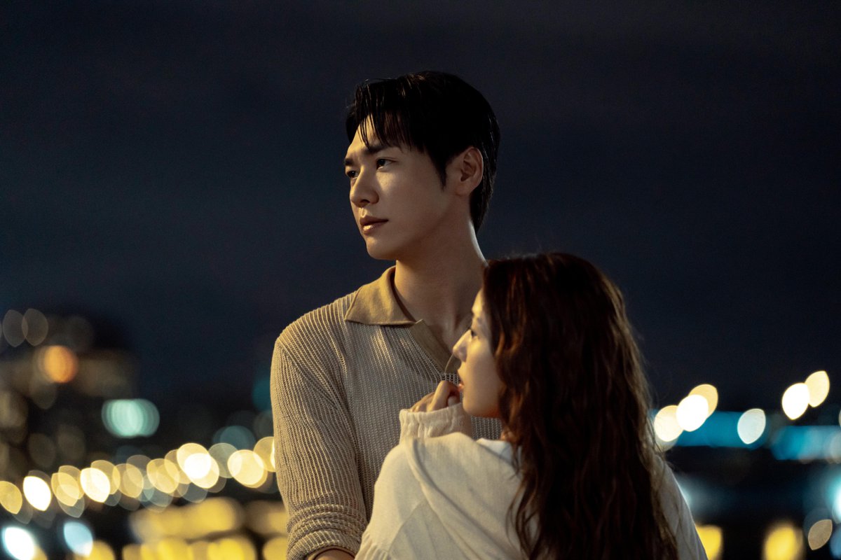 Netflix_PH's tweet photo. I don't know about you, but these are making my heart beat faster 💓 The vibes will be electric on Take Charge of My Heart, coming this October 9, only on Netflix! 

#TakeChargeOfMyHeart #KimYoungkwang #김영광 #ChaeSoobin #채수빈 https://t.co/a6usKbaubc