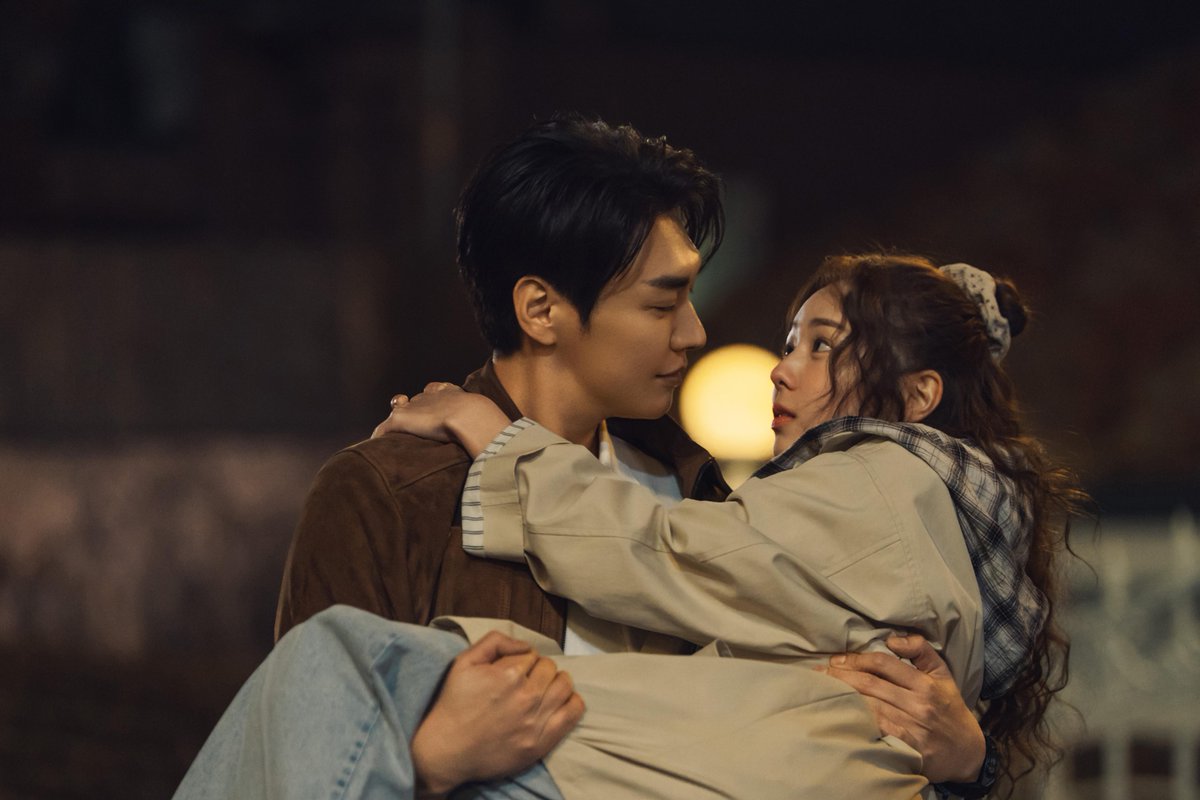 Netflix_PH's tweet photo. I don't know about you, but these are making my heart beat faster 💓 The vibes will be electric on Take Charge of My Heart, coming this October 9, only on Netflix! 

#TakeChargeOfMyHeart #KimYoungkwang #김영광 #ChaeSoobin #채수빈 https://t.co/a6usKbaubc