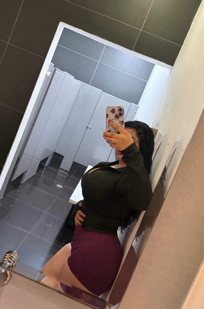 Monxerrat_nof's tweet photo. NOS VEMOS PAPI 🥵🥵🤤 https://t.co/Hw5U6xHQNS