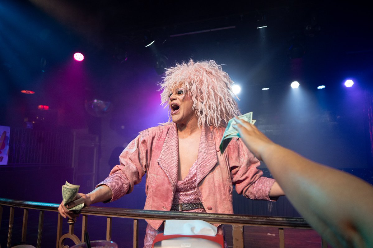 lbcurrent's tweet photo. Located in Downtown Long Beach, Hamburger Mary’s hosts an array of drag shows every week featuring local drag queens. Both local and well-known drag performers featured in “RuPaul’s Drag Race” visited Long Beach for another Wild Wednesday.

Read here: https://t.co/cY9pdpmIFp https://t.co/hdeuE0CsV8