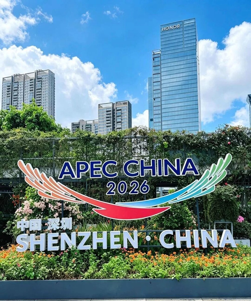 navyleehjl's tweet photo. Vibrant Shenzhen is all dressed up, ready to welcome worldwide delegates for the APEC Business Leaders Summit. A wonderful showcase of openness and urban energy in China.
活力深圳精心装点,迎接参加亚太经合组织工商领导人峰会的各国代表,展现开放姿态与城市生机。
#APECChina #ChinaMaxing #OpenChina