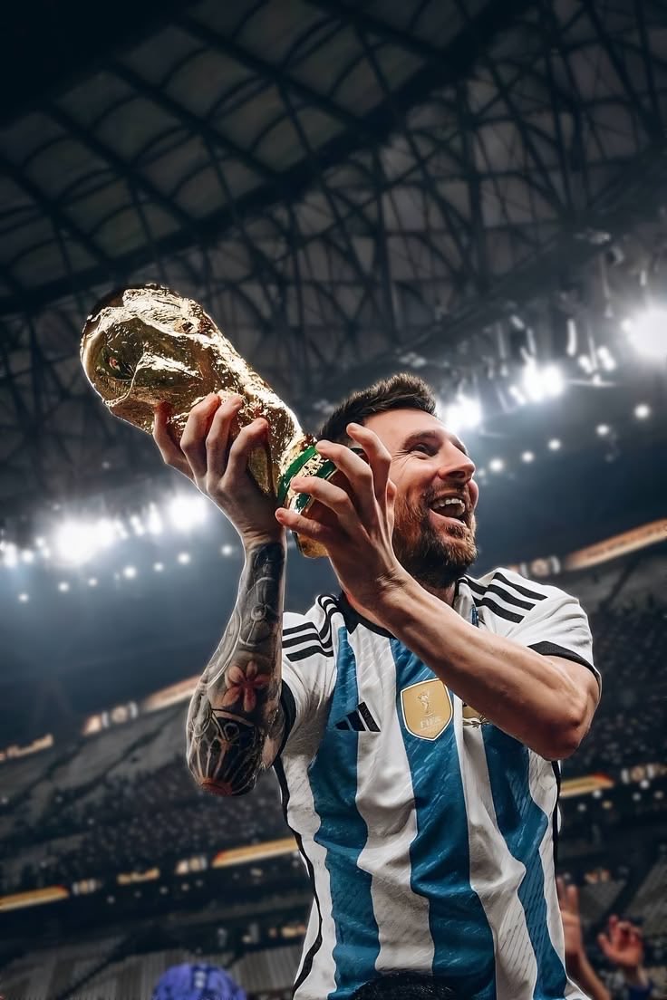 midnightllove's tweet photo. GRACIAS VIEJA POR HACERME ARGENTINA Y CONTEMPORÁNEA AL MEJOR JUGADOR DE LA HISTORIA https://t.co/2uyDr7kkWS