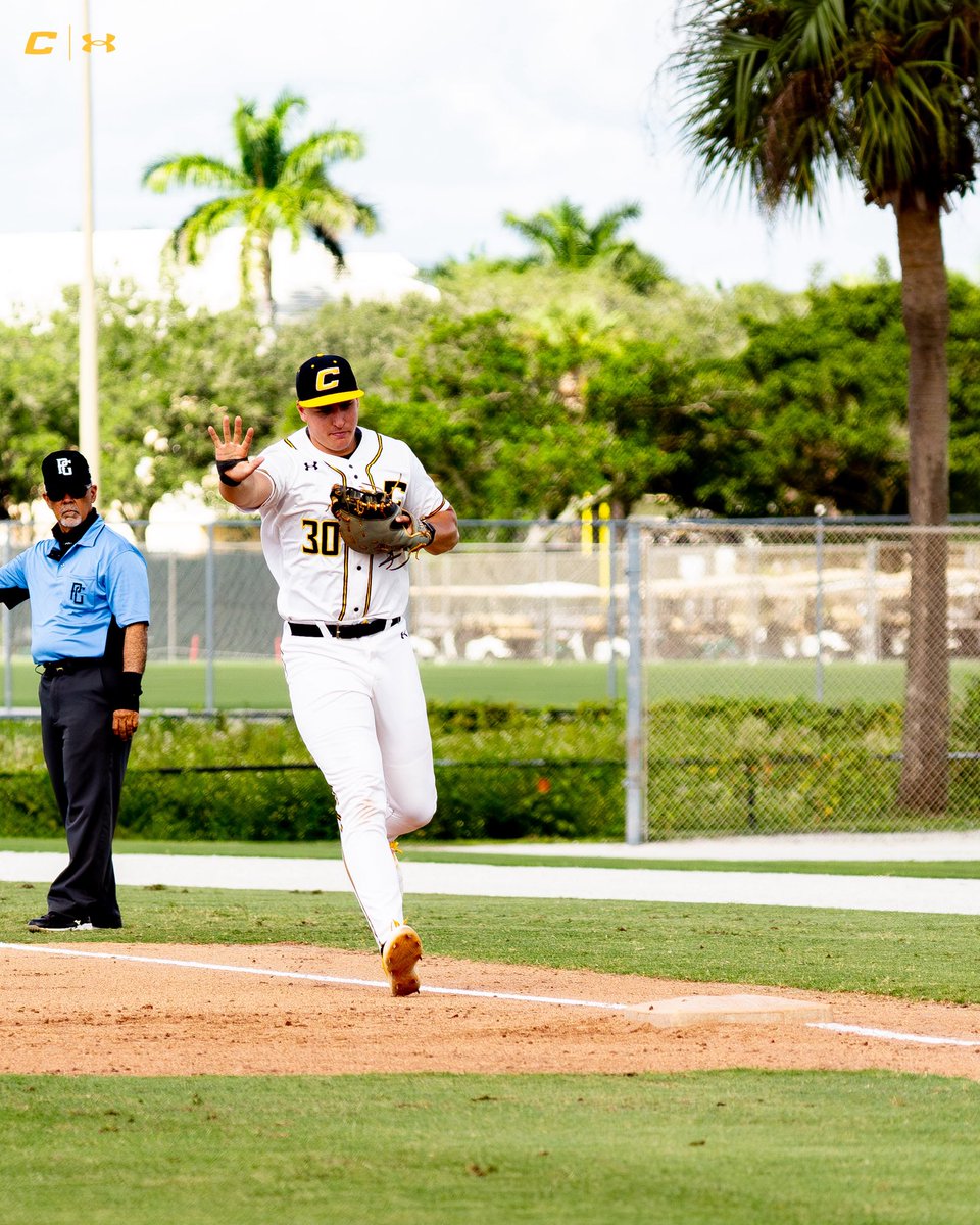 TheCanesBB's tweet photo. West Palm reps

#thecanes #DifferentBrandOfBaseball https://t.co/jLNRPTaALf