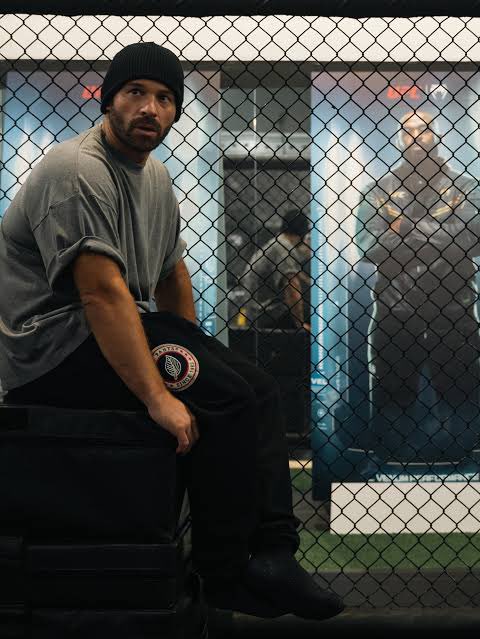 punyupipi's tweet photo. #FranckGastambide #TheCage #ザ・ケージ
THE CAGEのBOSSがめちゃくちゃ好き。特にeps.4でテイラーに棄権するか聞くシーン🥲
優しさが詰まってるわけですよ😭
いや違うな、ママに会いに行くテイラーについて行くシーンもとんでもなく優しくてグッとくる。あ、でも1話のリアリストな側面も好き😭🩷 https://t.co/oih1iLxukc