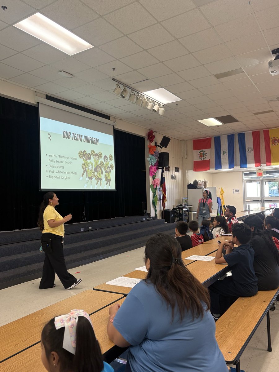 DelunaBriones's tweet photo. @mirandaisaura in action with our @Freeman_Hawks families getting ready to launch our 26-27 โHawks Rally Team!โ Making History in our New Era teaching the โWhole Childโ with community learning experiences. Go team! @BadosCeci @FDHilliard @sharainfallad https://t.co/fURI3Zg79g