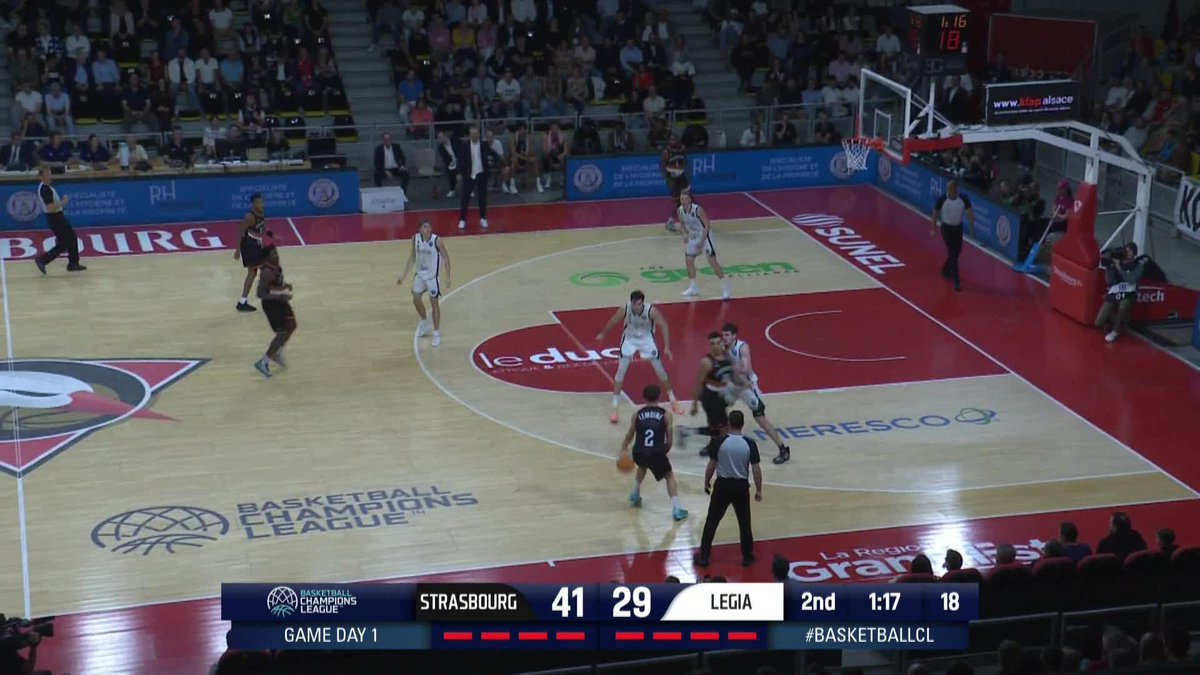 A basketball game between Strasbourg (41) and Legia (29) during the Basketball Champions League, with 1:17 remaining in the 2nd quarter.