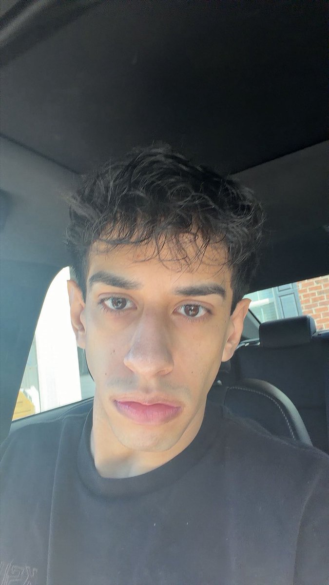 sweatg0d's tweet photo. Just got a haircut who want me as their S tier https://t.co/HlPqKqOri3