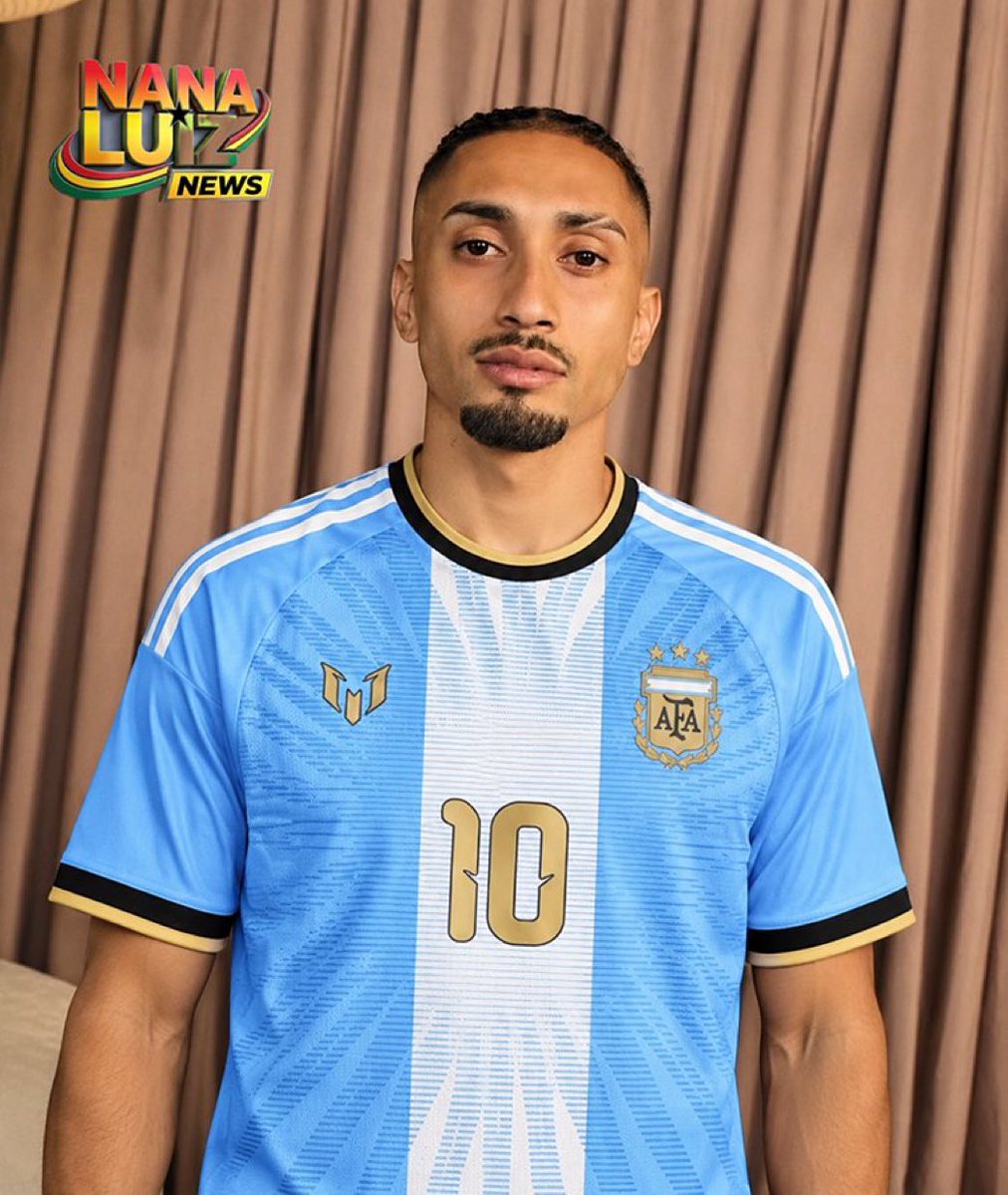LamineYamaba's tweet photo. My captain is supporting the goat 🐐🇦🇷🙌 https://t.co/4ySiK5RYyH
