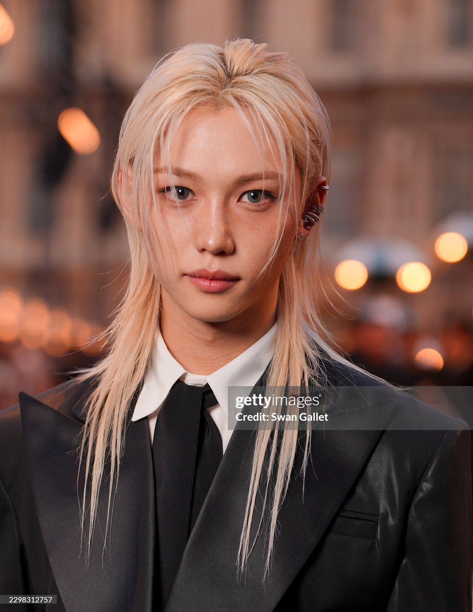 yaongbok915's tweet photo. gettyimages

FELIX PFW LOUIS VUITTON SS27
#FELIXxLVSS27 #FELIX 
@LouisVuitton https://t.co/iVRKj3D1sR