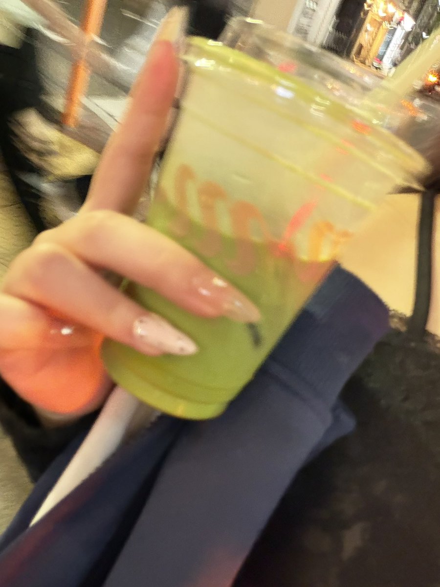 runa10_14's tweet photo. 修学旅行なのに一人部屋だしご飯は
ブュッフェで意味わからんくらい豪華で
ほんま行かしてくれた親に感謝 https://t.co/dq9v9OCOuK
