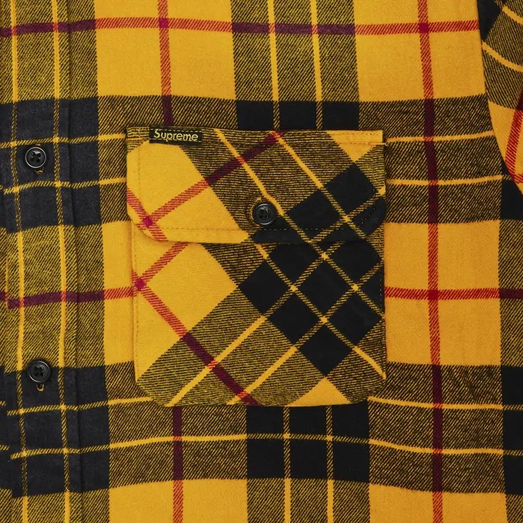 nbryanpilled18's tweet photo. @satur0ad @Wartdaflipppp he‘s forever changed the way i see this kinda plaid/flannel i lovee https://t.co/lGBtLI6y9W