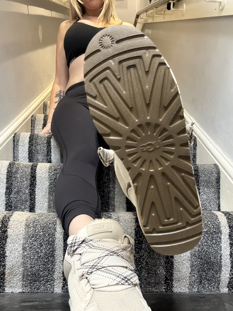 GoddessSneaker1's tweet photo. Goddess wants the pattern printed on your pathetic face! https://t.co/0pCM2wY9jf