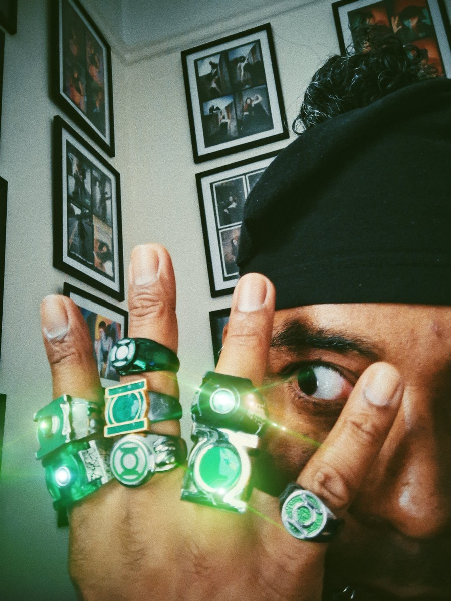 PhotogSickSyn's tweet photo. #hbolanterns #greenlantern #dcu #cosplay https://t.co/i7HZ6jrCwP