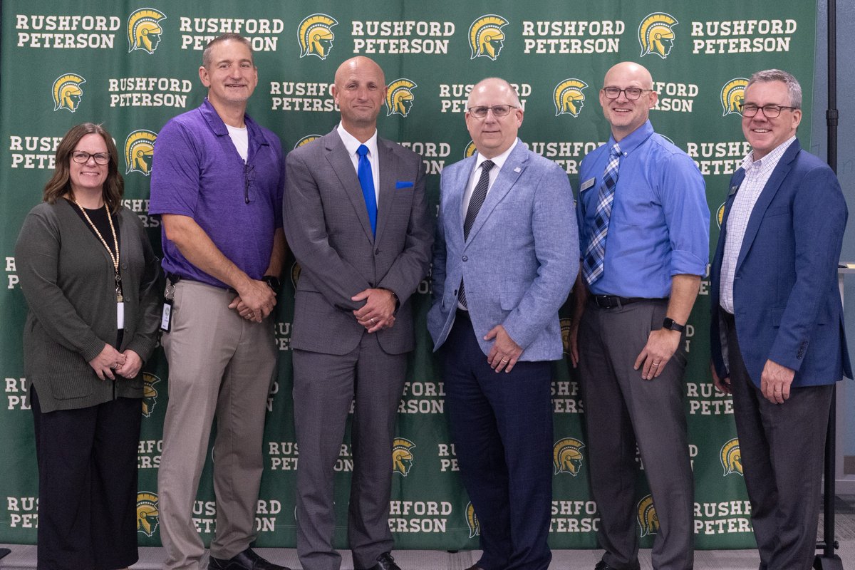 luthercollege's tweet photo. We're excited to welcome Rushford-Peterson Schools as Luther’s first Preferred Admission partner in Minnesota! This partnership builds on a long-standing connection and gives students an opportunity to continue their education at Luther. See more at https://t.co/enBMq6h3dH! https://t.co/pU8gHSNA7P
