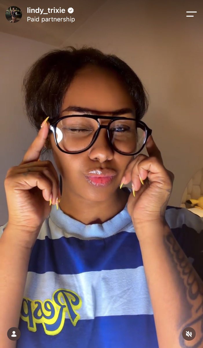 SinawoAlienated's tweet photo. Serving looks in Lensmart! 😍 Go shop your frames and use TRIXLC! ❤️

TRIXIE WITH LENSMART 
PURCHASE LENSMART TRIXLC

#LindyTrixieChristoffels
#TrixiexLensmartOnline
#PurchaseCodeTRIXLC https://t.co/ssBOzD0xwc