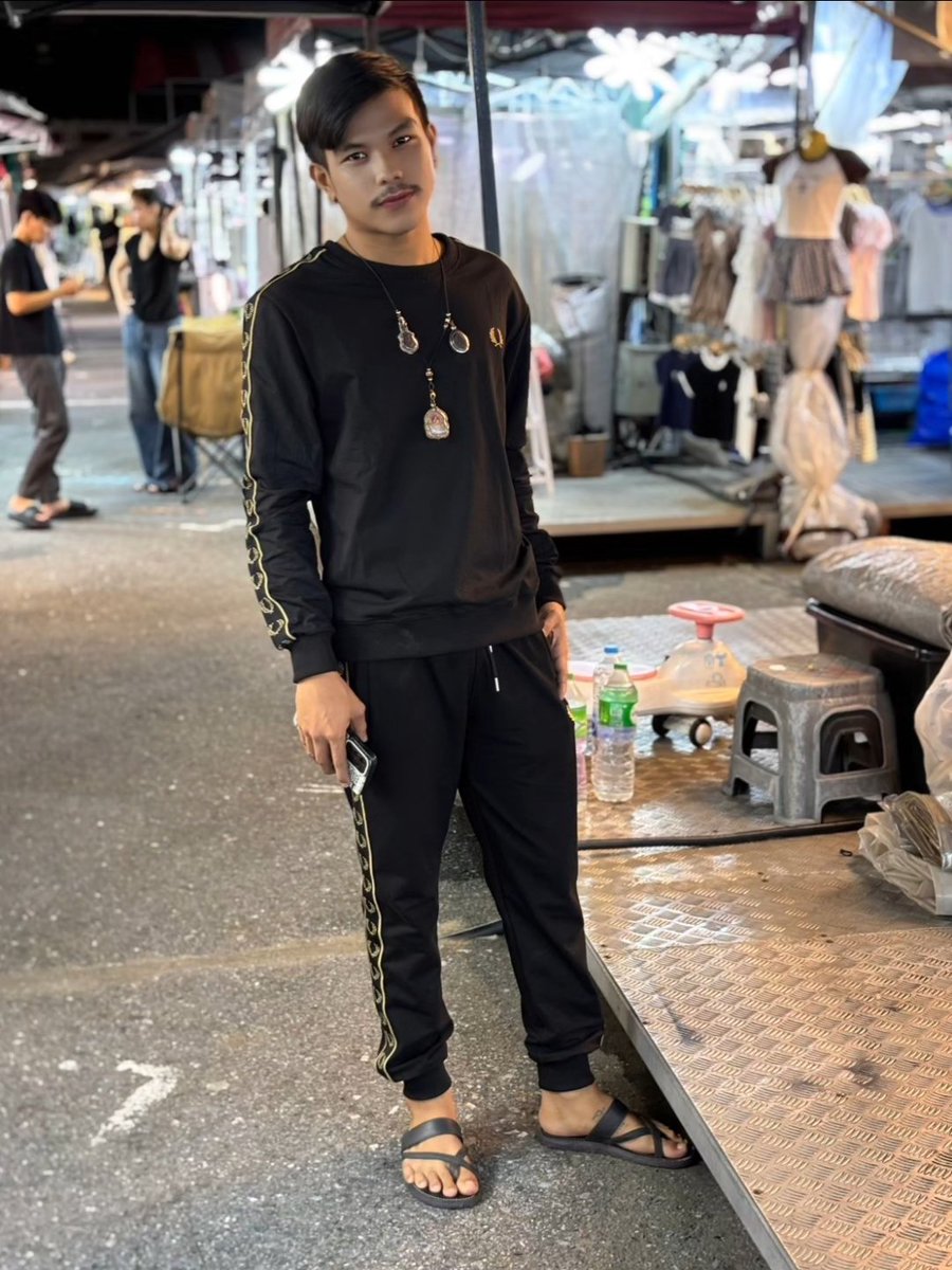 ipremss's tweet photo. พอจะมีสิทไหม #กทม https://t.co/oDppP9YZQX