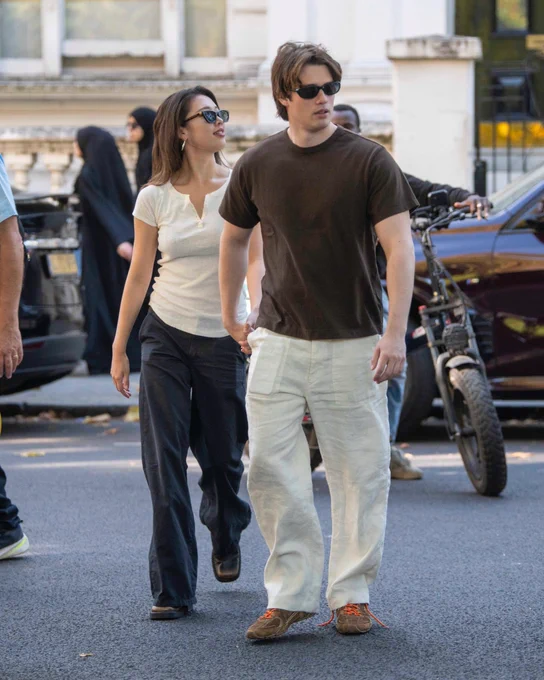 Image from Nicholas Galitzine Updates (@galitzineupdate)
