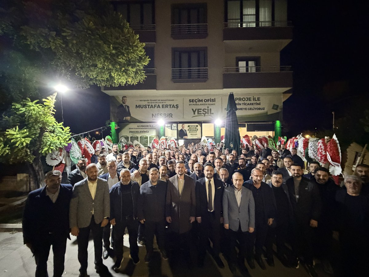 MFAygun's tweet photo. Nevşehir Ticaret ve Sanayi Odası seçimleri öncesinde başkan adaylarımız Sayın Mehmet Ali Öbekli, Sayın Mustafa Ertaş ve Sayın Yüksel Babaoğlu’nu seçim ofislerinde ziyaret ettik.

Şehrimizin ticaretine, sanayisine ve ekonomik geleceğine katkı sunma iradesiyle yola çıkan her bir adayımızın gayretini kıymetli buluyoruz. Bu bağlamda adaylarımızla bir araya gelerek kendilerine ve ekiplerine başarı dileklerimizi ilettik.

Nevşehirimizin iş dünyası için önemli bir görev üstlenmeye talip olan tüm adaylarımıza teşekkür ediyor seçimlerin odamıza, iş dünyamıza ve şehrimize hayırlı olmasını temenni ediyorum.

Kazanan Nevşehir’imiz, kazanan birlik ve beraberliğimiz olsun.