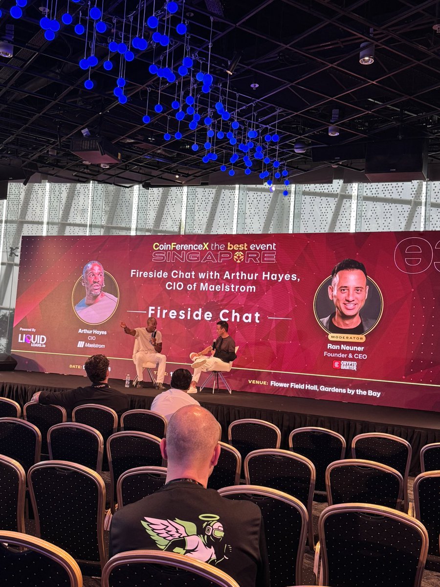 gagan_777's tweet photo. Hayes got the audience at 25% of total supply will be distributed as rewards to token holders, this is game changer in computing decentralized finance https://t.co/23mdtcRMg9