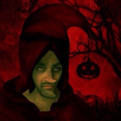 futurebaetv's tweet photo. #NewProfilePic spooky bae 👻🌙 https://t.co/Ye0Z9OvIEV